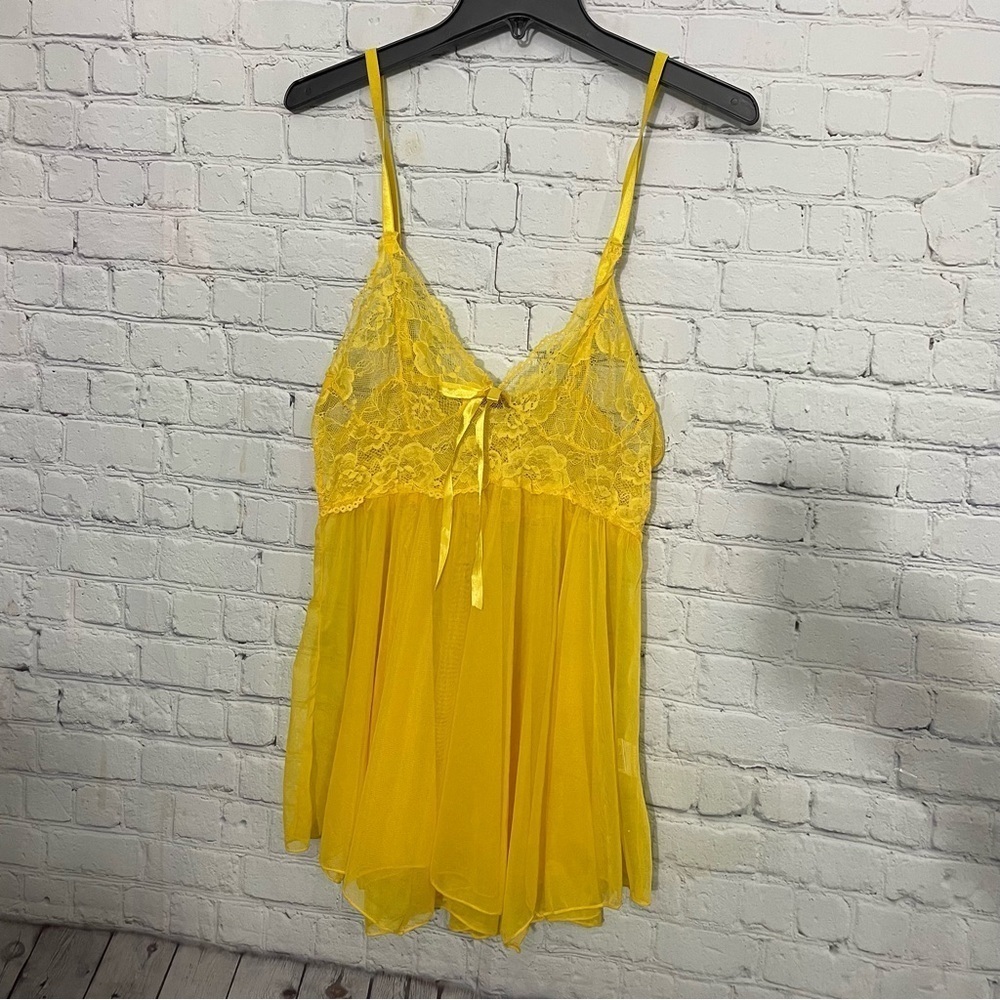 NWT Yellow Floral  Lace and Sheer lingerie spaghetti strap size X-Large